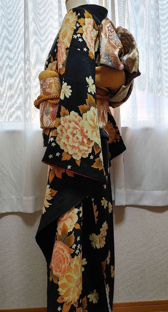 振袖 正絹 牡丹 金彩 大人女子 最 安値 で