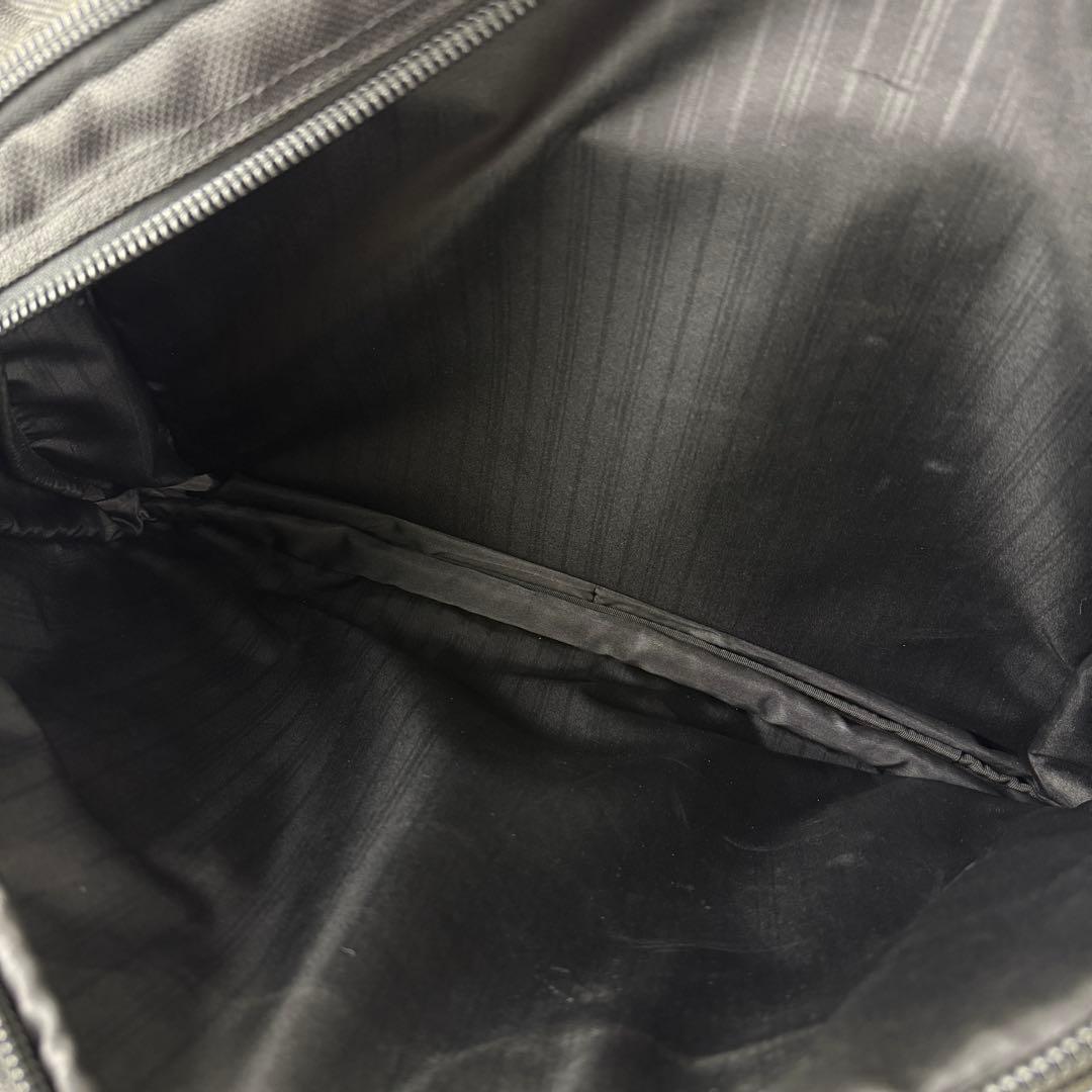 【完品】トゥミ アルファ ビジネス ショルダー エクスパンダブル 26141DH