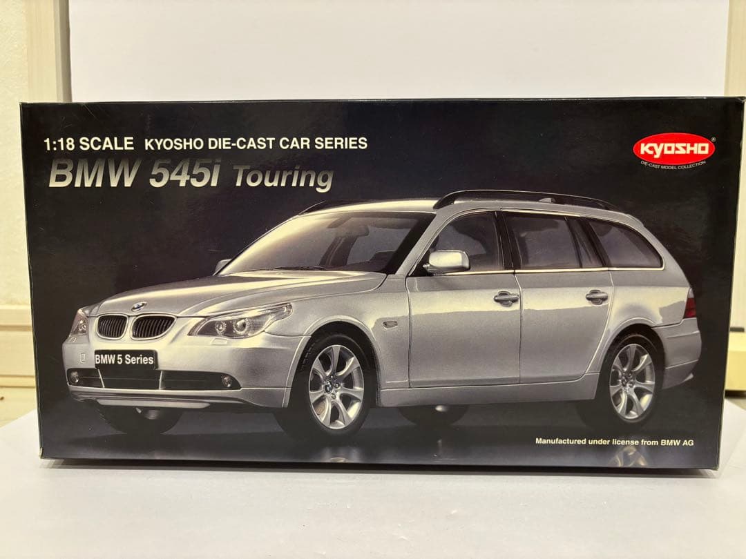 BMW 545i touring E61 silver ミニカー 京商 1/18