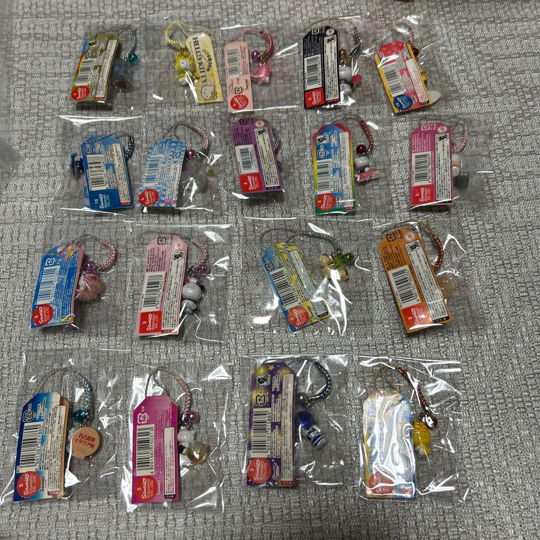 ご当地キティ根付け