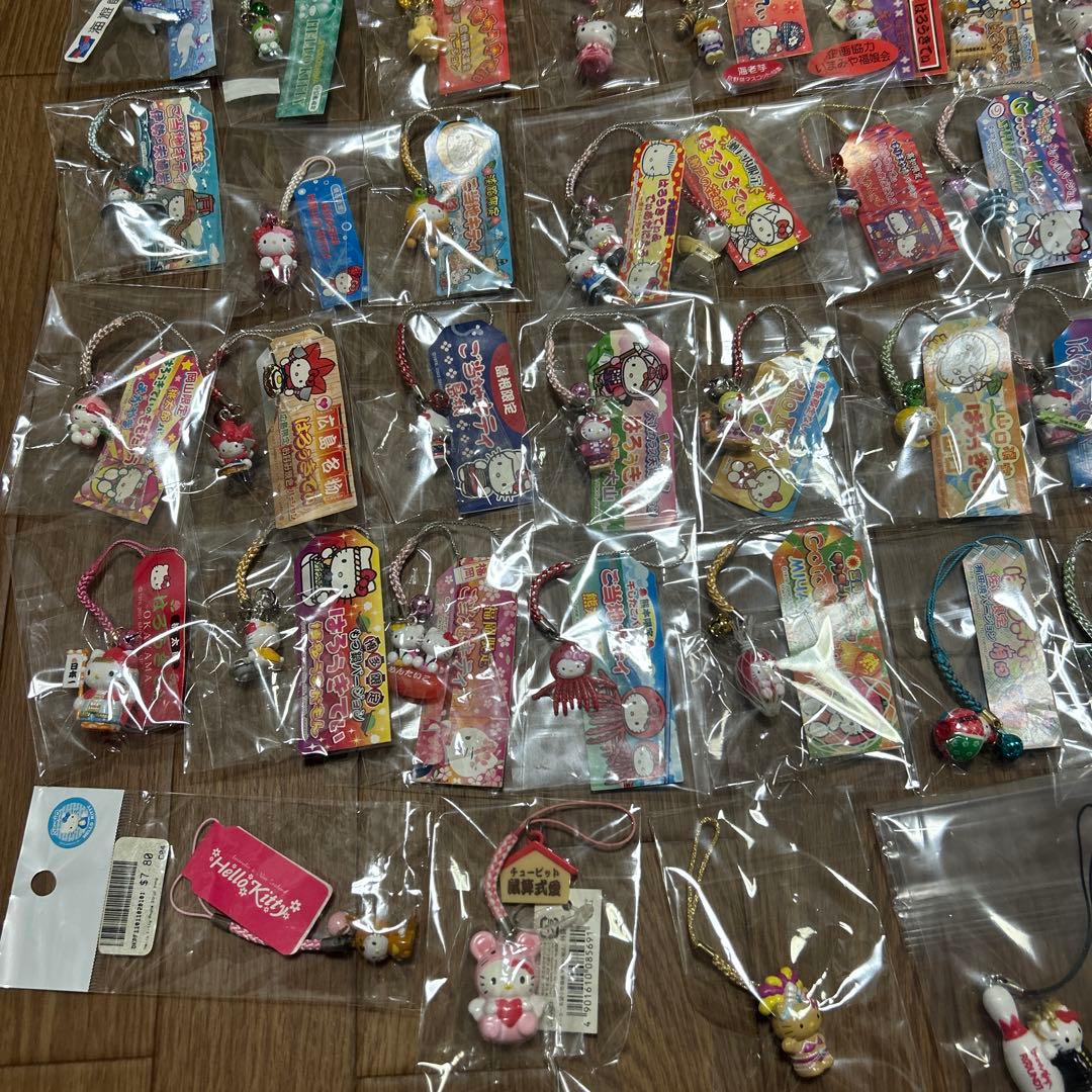 ご当地キティ根付け