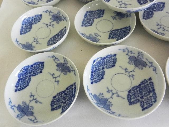 京焼「初代　幹山伝七」作　藍繪深皿２０客（裏印「大日本幹山製」）