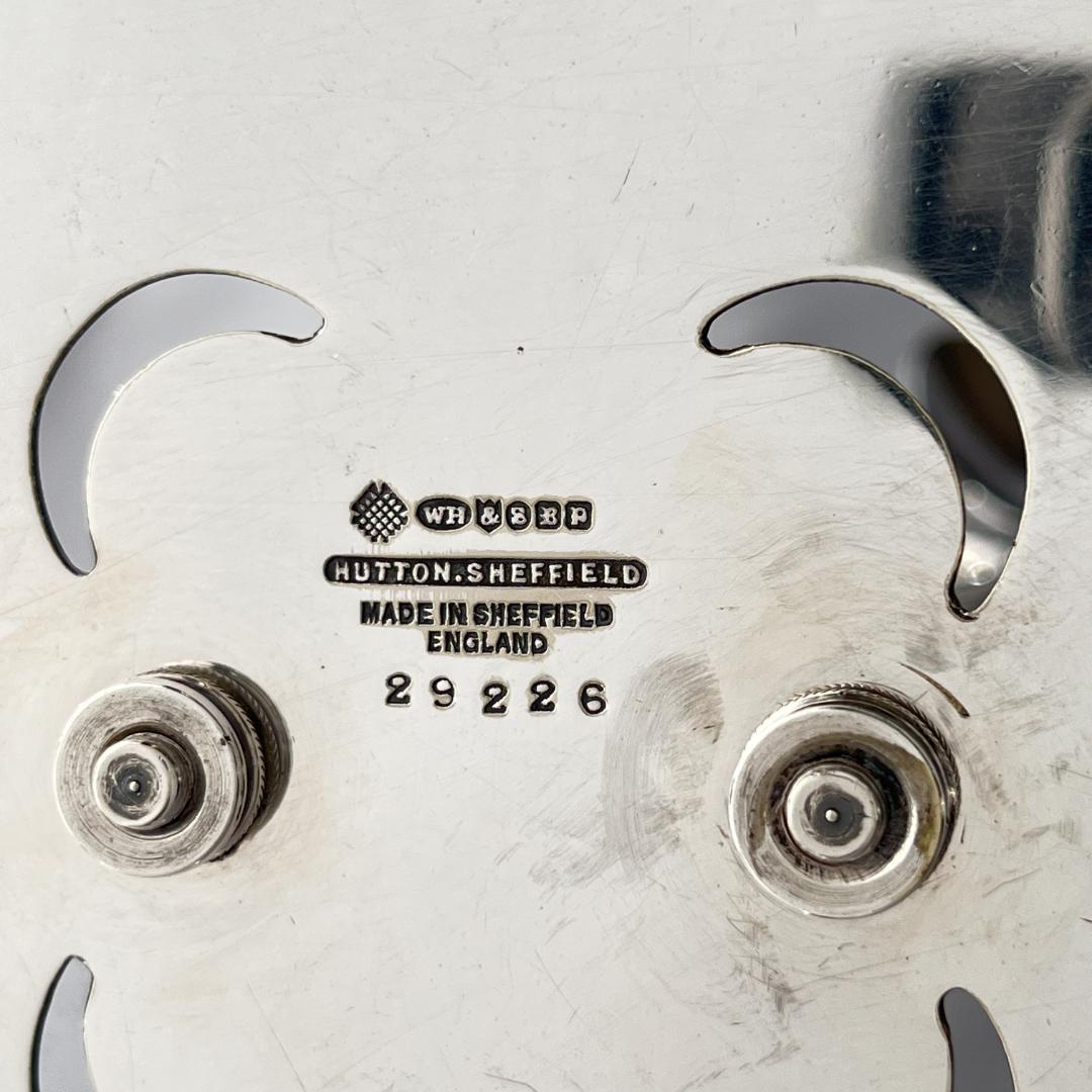 William Huttonn】アールデコ エッグクルーエ エッグカップ