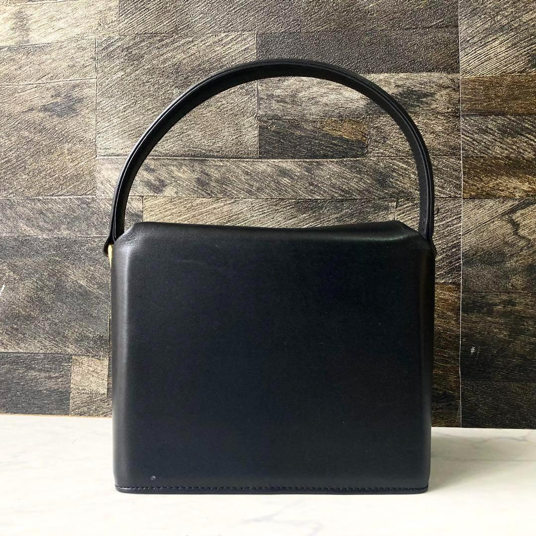 未使用級 GIVENCHY バニティバッグ ゴールド金具 レザー ブラック