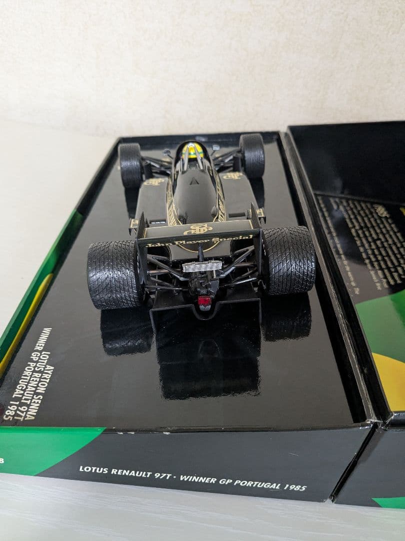 F1 MINICHAMPS 1/18 ロータスルノー97T アイルトン・セナ