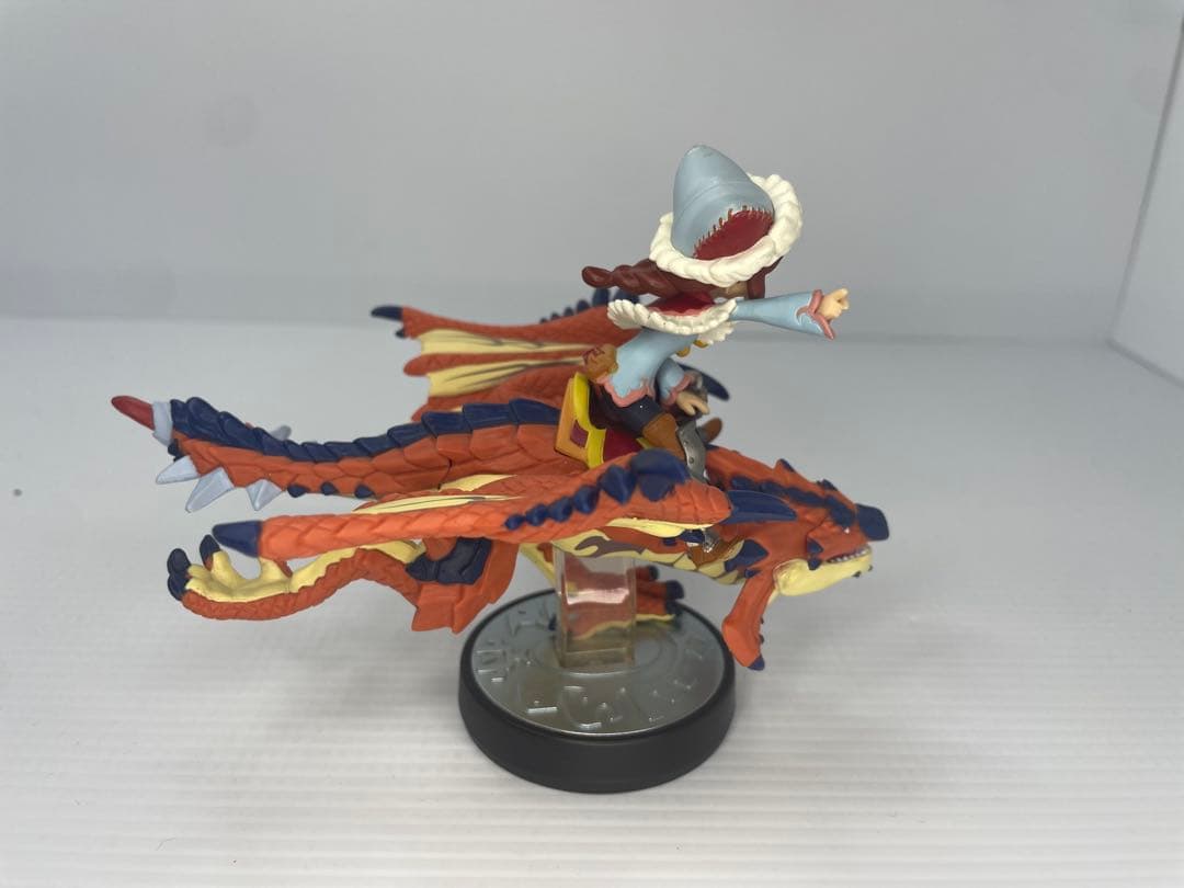 amiibo 隻眼のリオレウス&ライダー 女の子 アミーボ モンハン