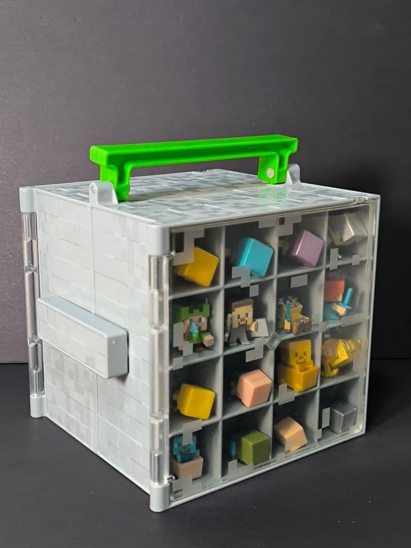 マインクラフト ミニフィギュア 67体 ＆ コレクションケース付きセット C