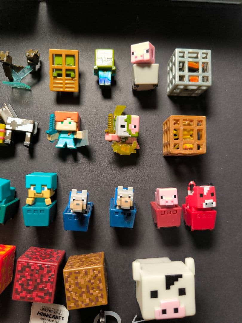 マインクラフト ミニフィギュア 67体 ＆ コレクションケース付きセット C