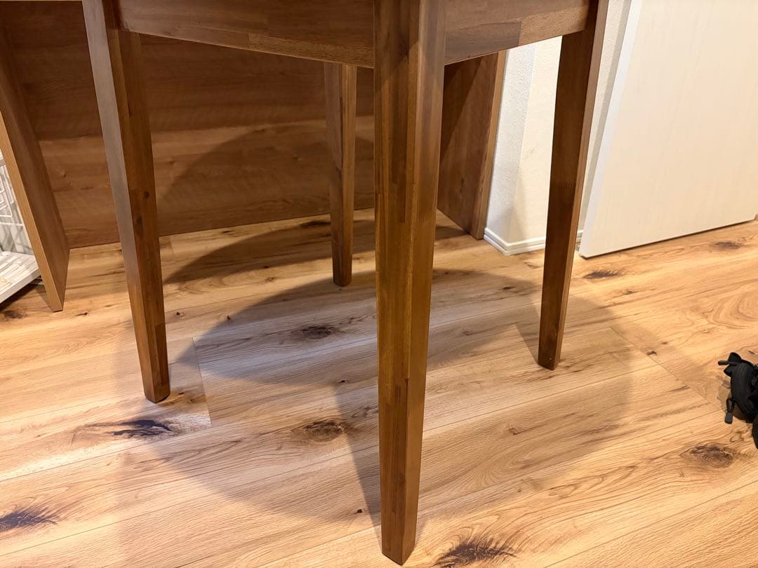 【美品・送料込】IKEA ナッカンネース 円卓 テーブル アカシア材