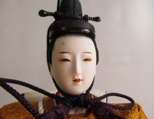 ラスト１点　新品　吉徳大公　立ち雛　 天皇陛下御束帯 黄櫨染固地綾 正絹