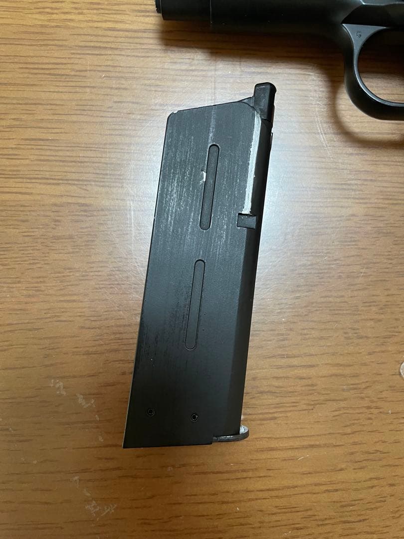 ウエスタンアームズ　コルトオフィサーズ　ガスブロハンドガン