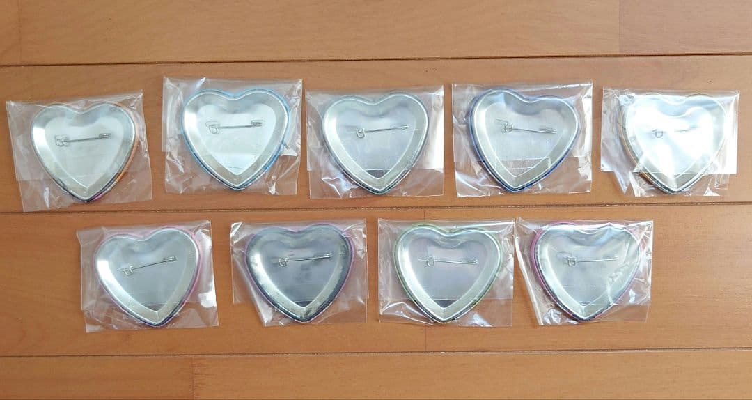 ラブライブ μ's 5th ライブ ハート型缶バッジ & スクエア缶 セット