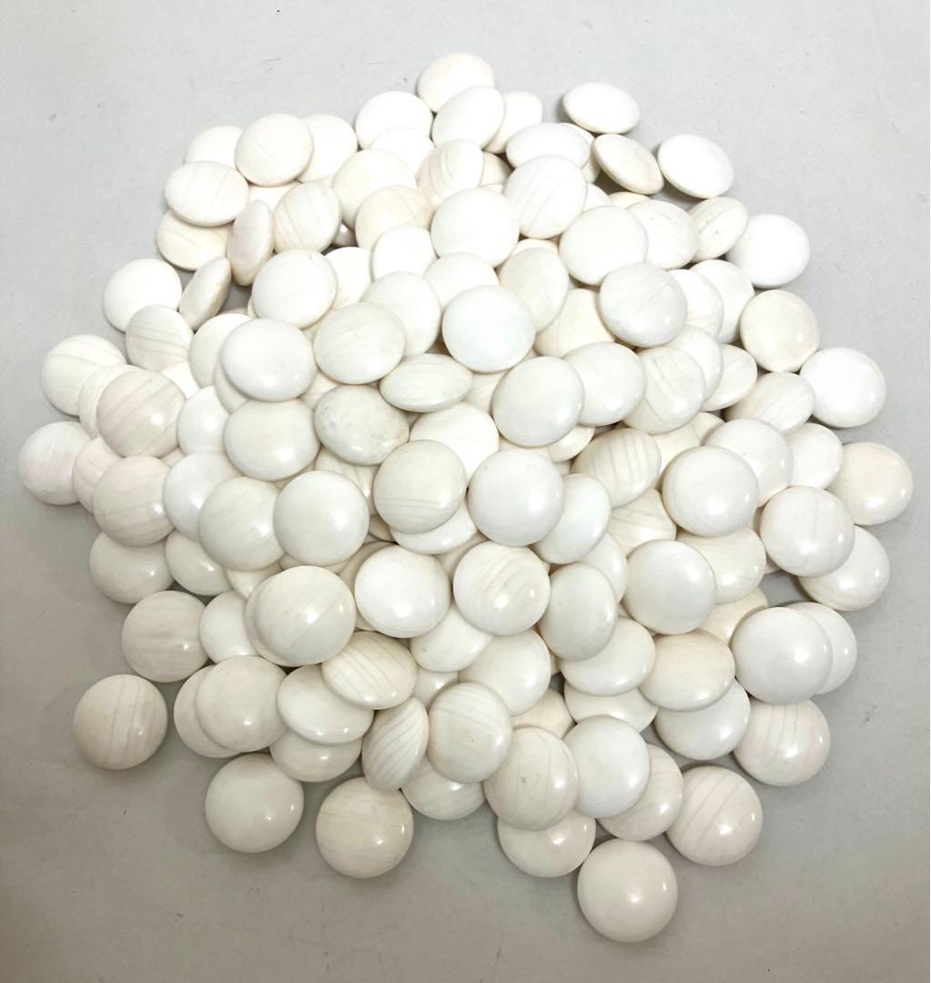 美品 送料無料 囲碁 碁石33号〜34号 蛤碁石 那智黒