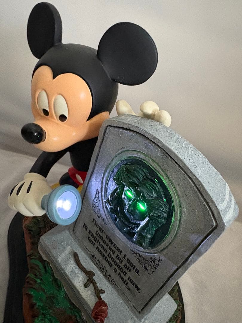 ホーンテッドマンション ミッキー ボブルヘッド ライトアップフィギュア限定500
