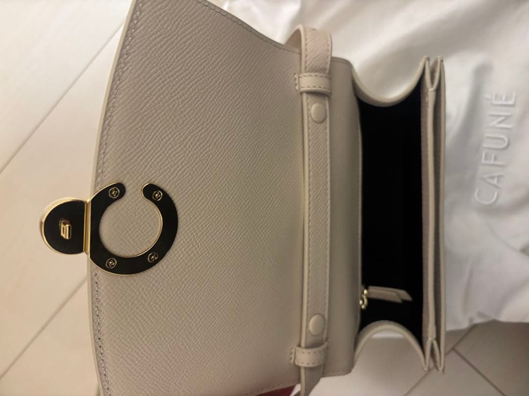 CAFUNÉ ベージュ ショルダーバッグ