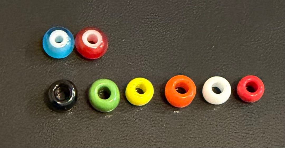 t*i様 ビルフォールドバタフライウォレット　サドルレザー ビーズカラーオーダー