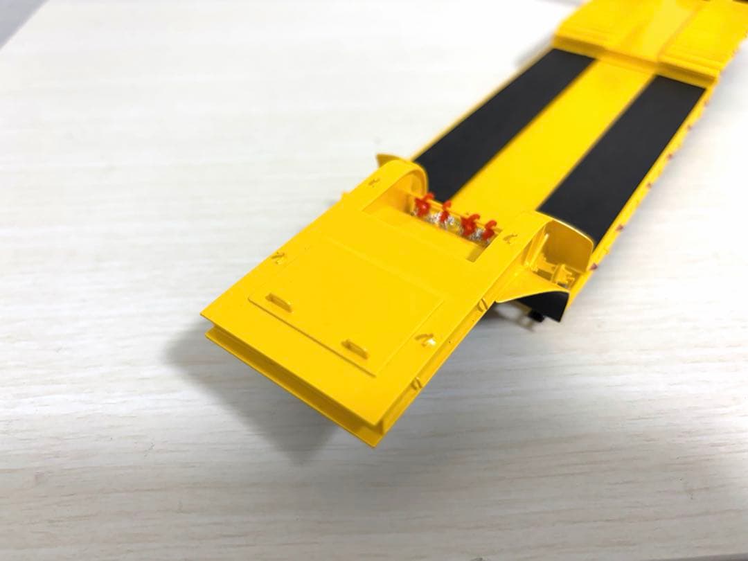 Dodge様専用 1/50 3軸低床トレーラー自動あゆみ付 重機 建機