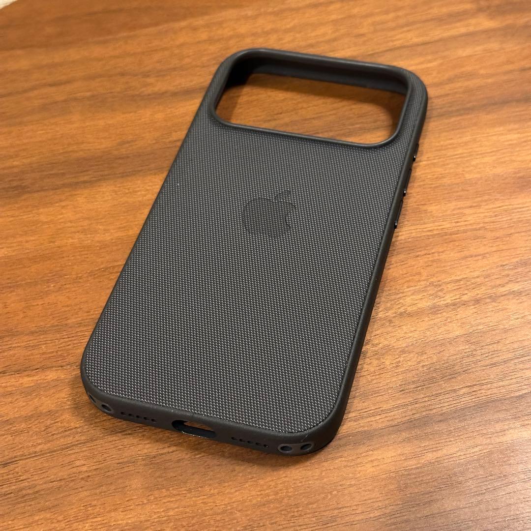 【美品中古】iPhone 17 Proテックウーブンケース「ブラック」Apple 美品中古】iPhone 17 Proテックウーブンケース「ブラック」Apple 美品