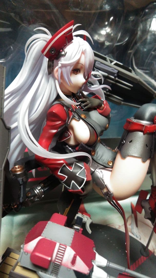 お*ン様 アズールレーンプリンツ・オイゲン フィギュア