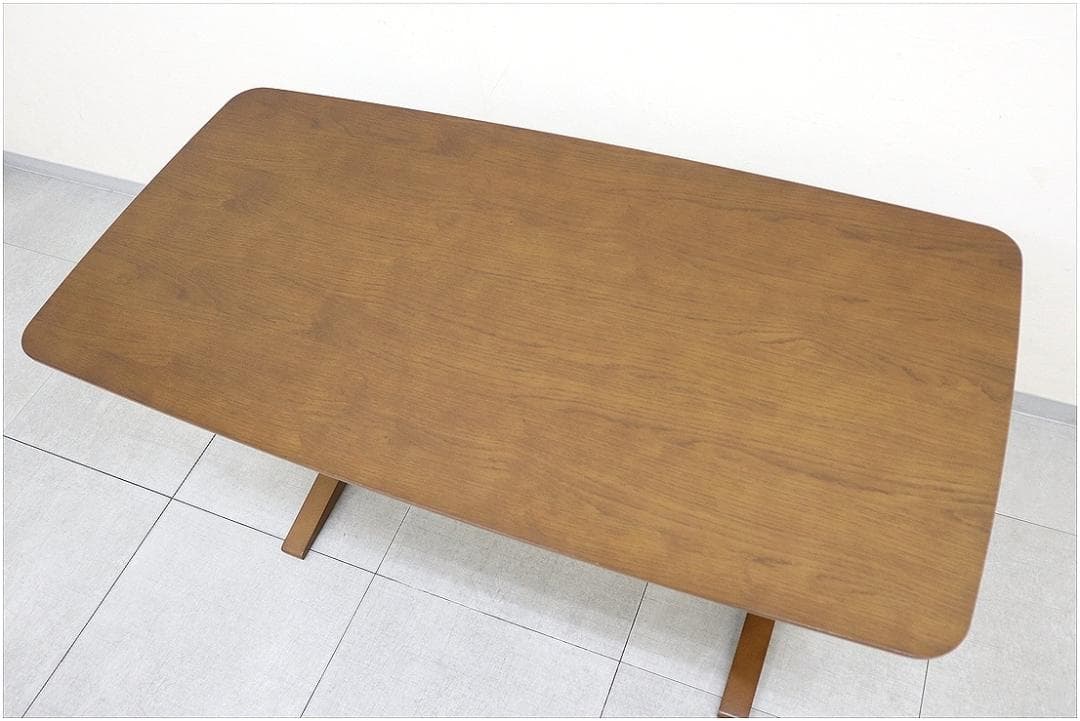 美品 カリモク60 カフェテーブル1200 ウォールナット 食卓 机 テーブル