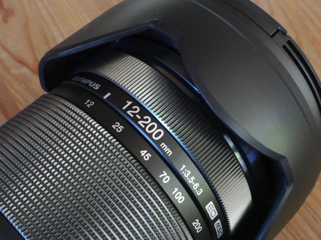 OLYMPUS M.ZUIKO 12-200mm f3.5-6.3 ズームレンズ
