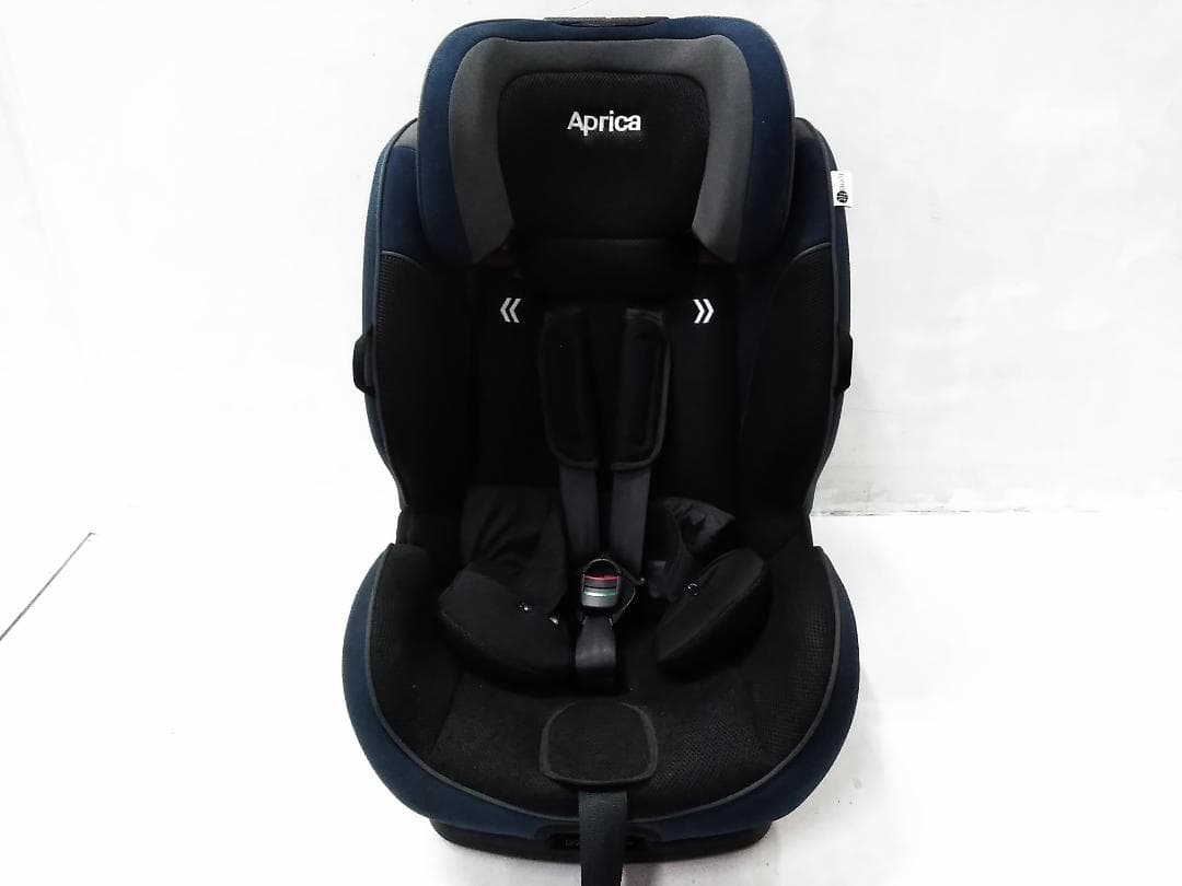 アップリカ Form Fit AB ISOFIX チャイルドシート□