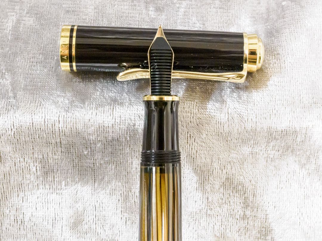 Pelikan スーベレーン M400 茶縞 ニブF 2016年発売限定品 - メルカリ