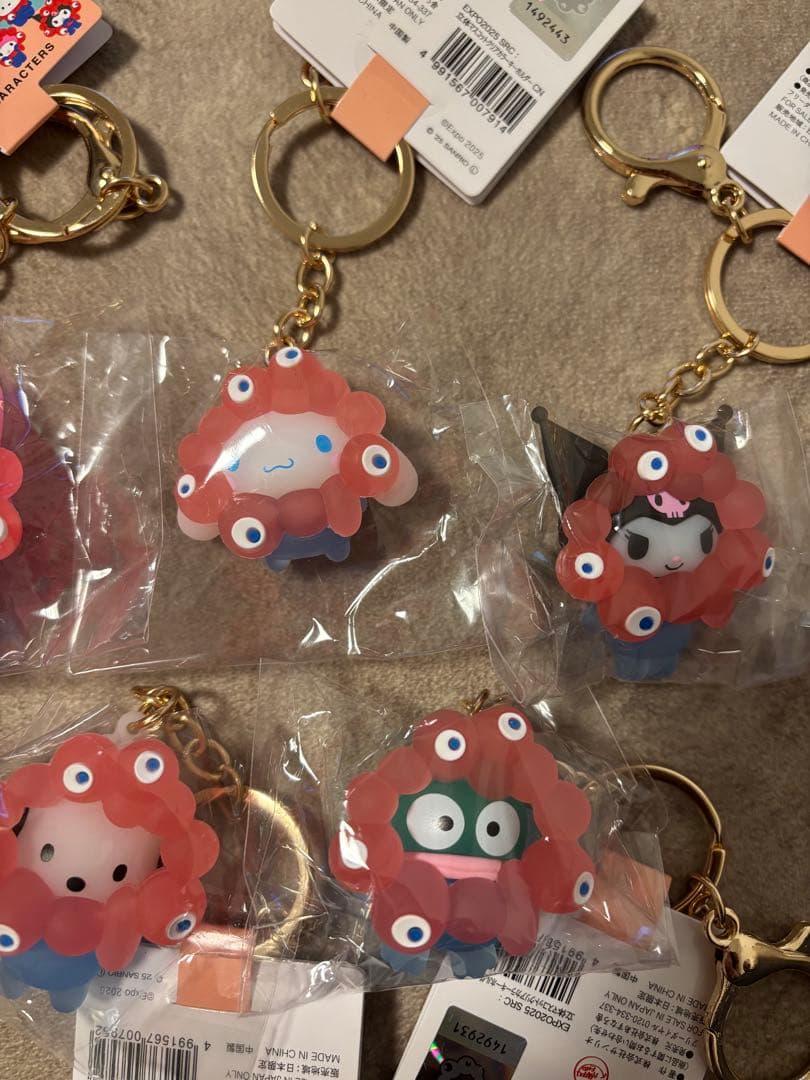 EXPO2025 サンリオミャクミャク　クリアキーホルダー　全７種 コンプリート