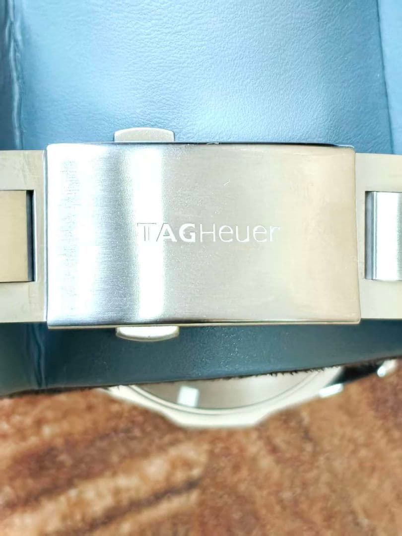 タグホイヤー　アクアレーサー　<クォーツ>