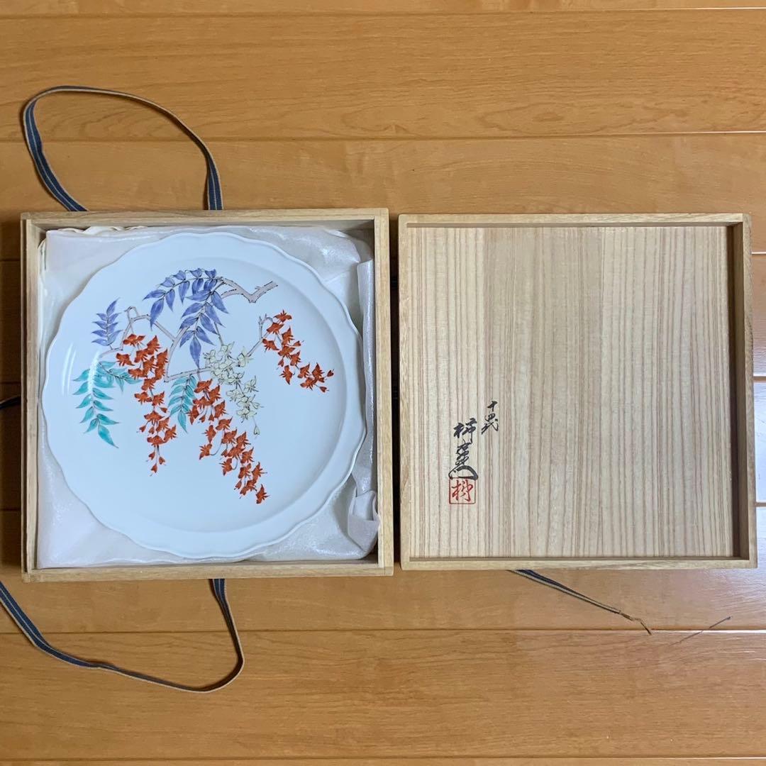 美品 人間国宝 十四代 酒井田柿右衛門 錦 藤花文額皿 木箱 14代柿右衛門窯窯物 錦手 錦花鳥文額皿(木箱付)【限定1】【皿】 — 佐賀
