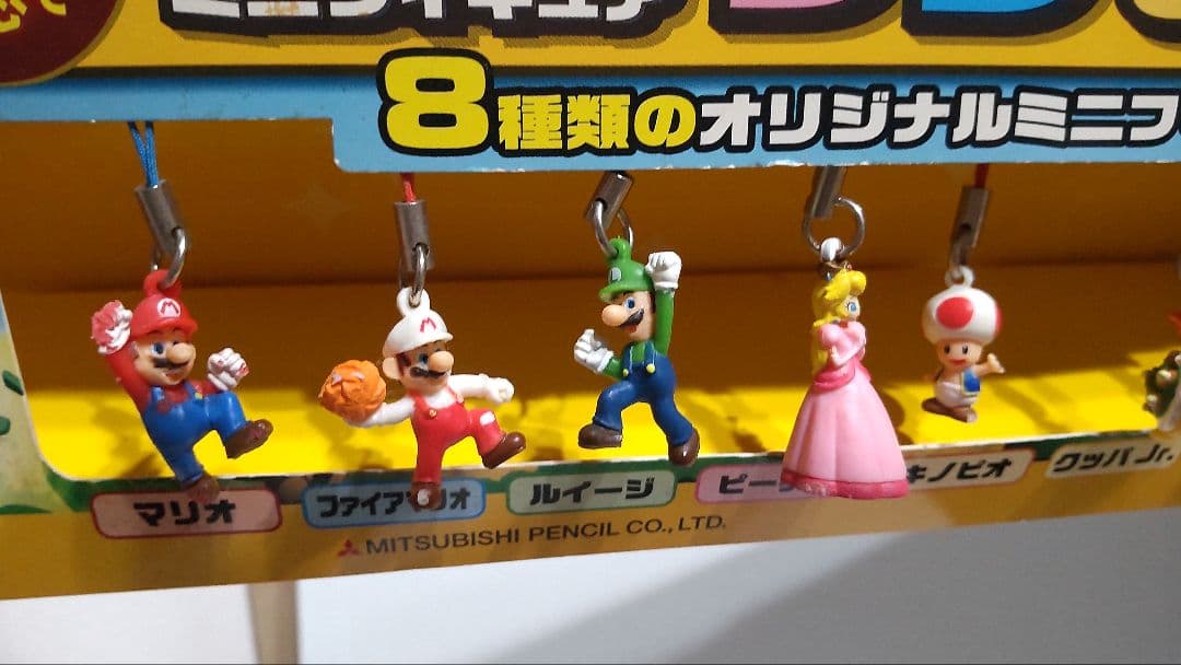 三菱uni店頭用非売品☆スーパーマリオミニフィギュアストラップ8種セット