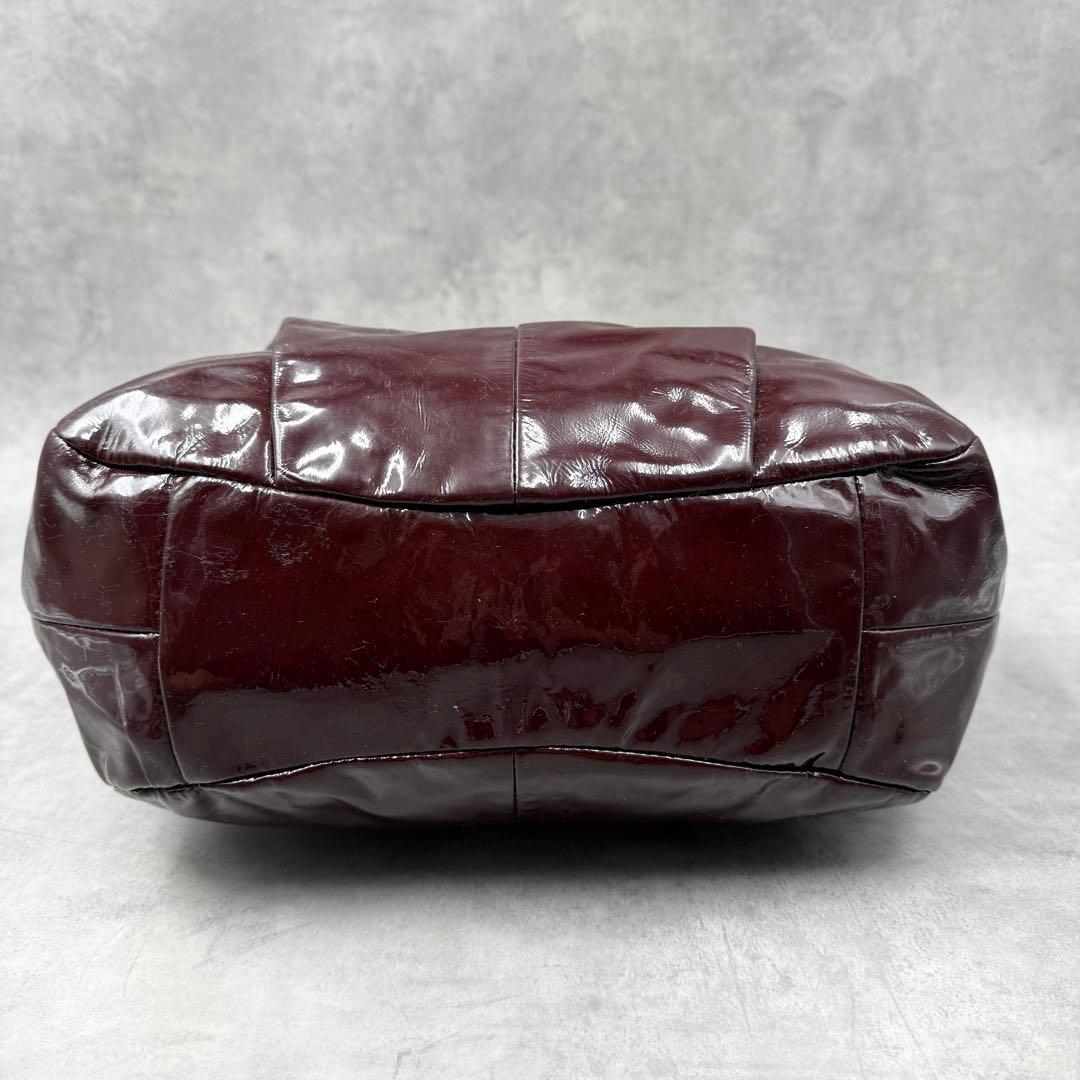 コーチ マディソン ハンドバッグ エナメル ボルドー 18610