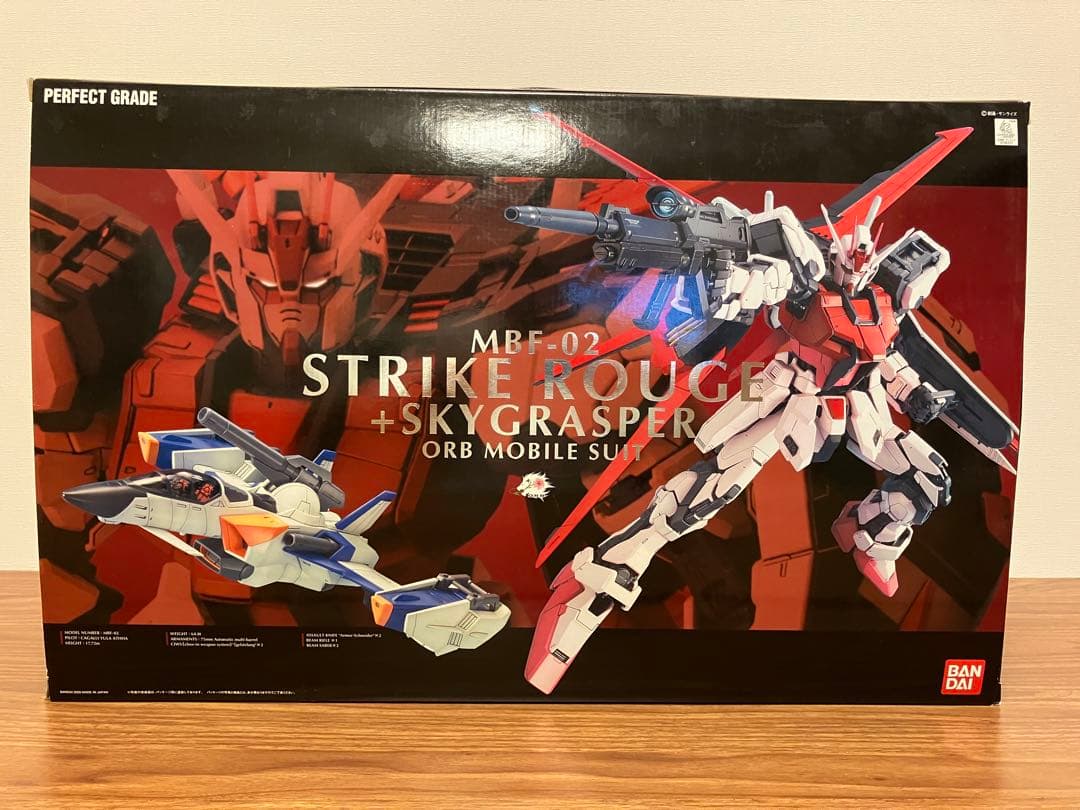 PG 1/60 ストライクルージュ＋スカイグラスパー　新品 Amazon | BANDAI SPIRITS(バンダイ スピリッツ) PG 機動戦士ガンダム