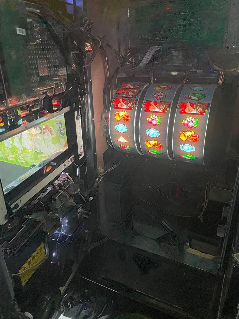 ネピネピ様/取引中】涼宮ハルヒの憂鬱 スロット