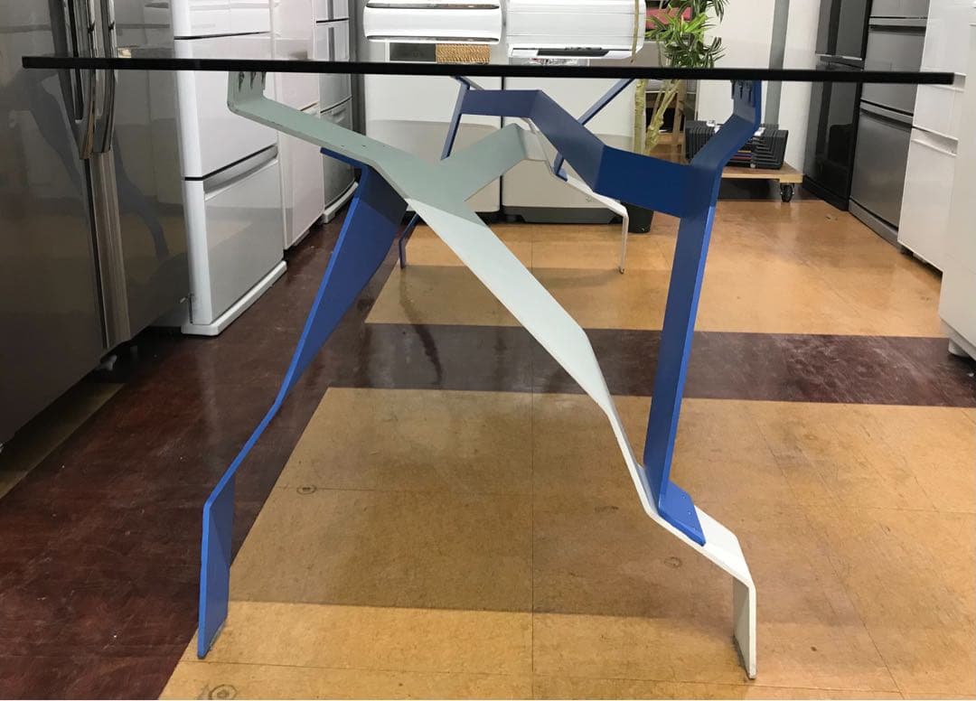 COUNTACH テーブル