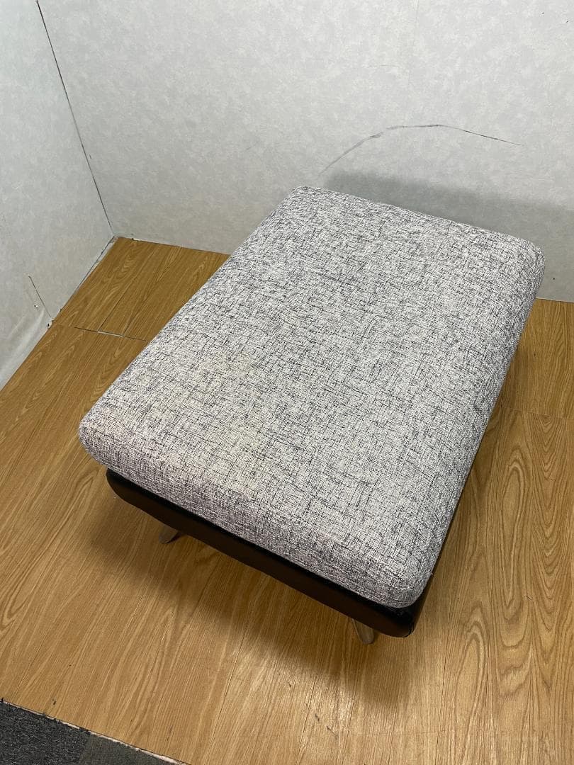 やすK♢1056 アルモニアオットマン Bella Curva K-012