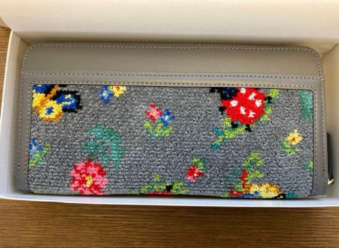 良柄】フェイラー ハイジ 長財布 グレー ラウンドファスナー長財布