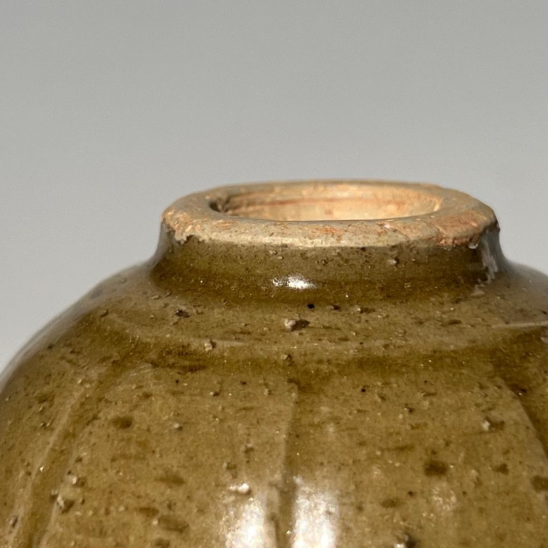 宋』越州窯 青磁 青釉陽刻花紋盃 中国古玩美術 - メルカリ