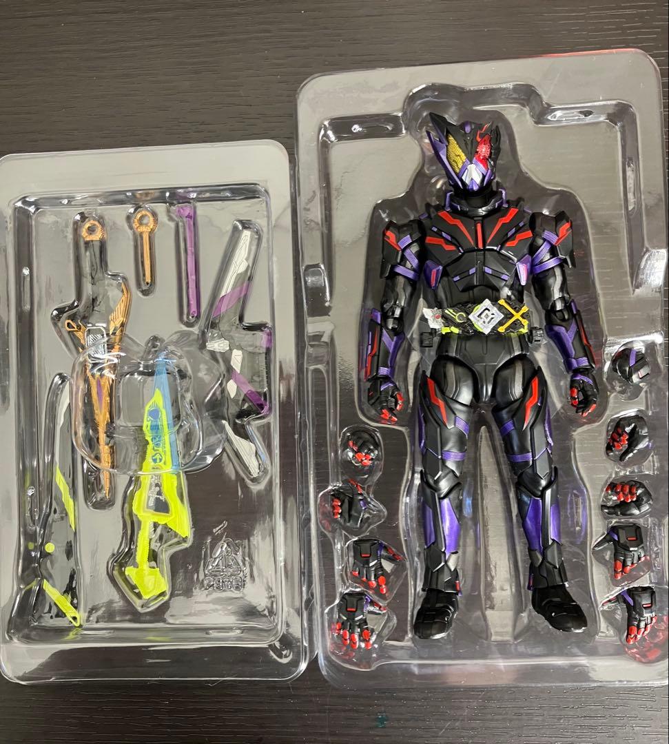 S.H.Figuarts 仮面ライダー滅 アークスコーピオン