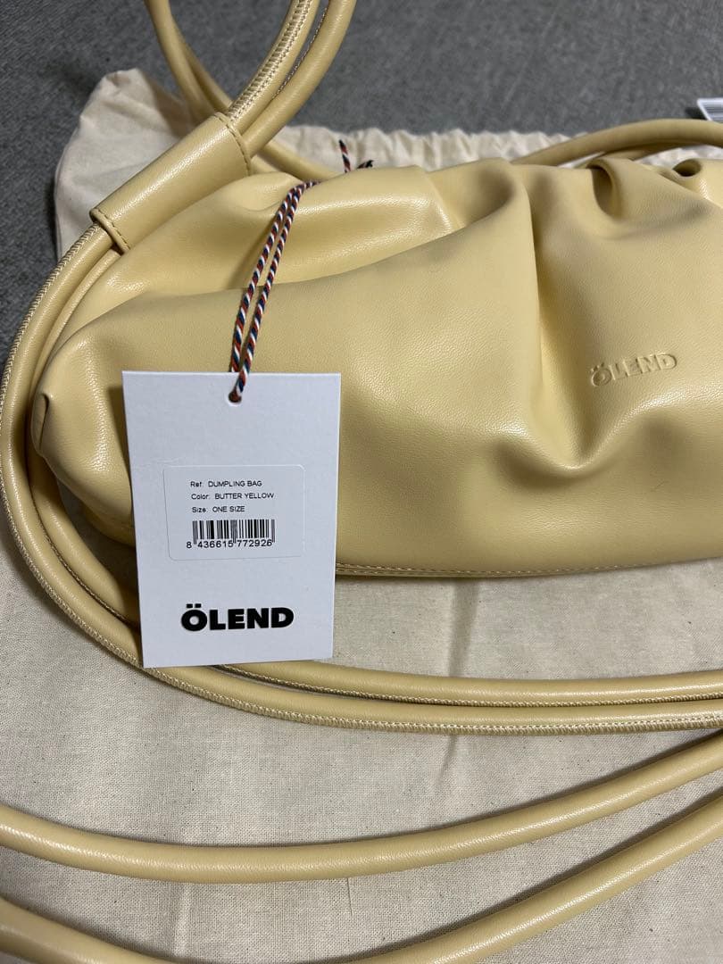【新品タグ付き】ÖLEND DUMPLING BAG バターイエロー　オーレンド
