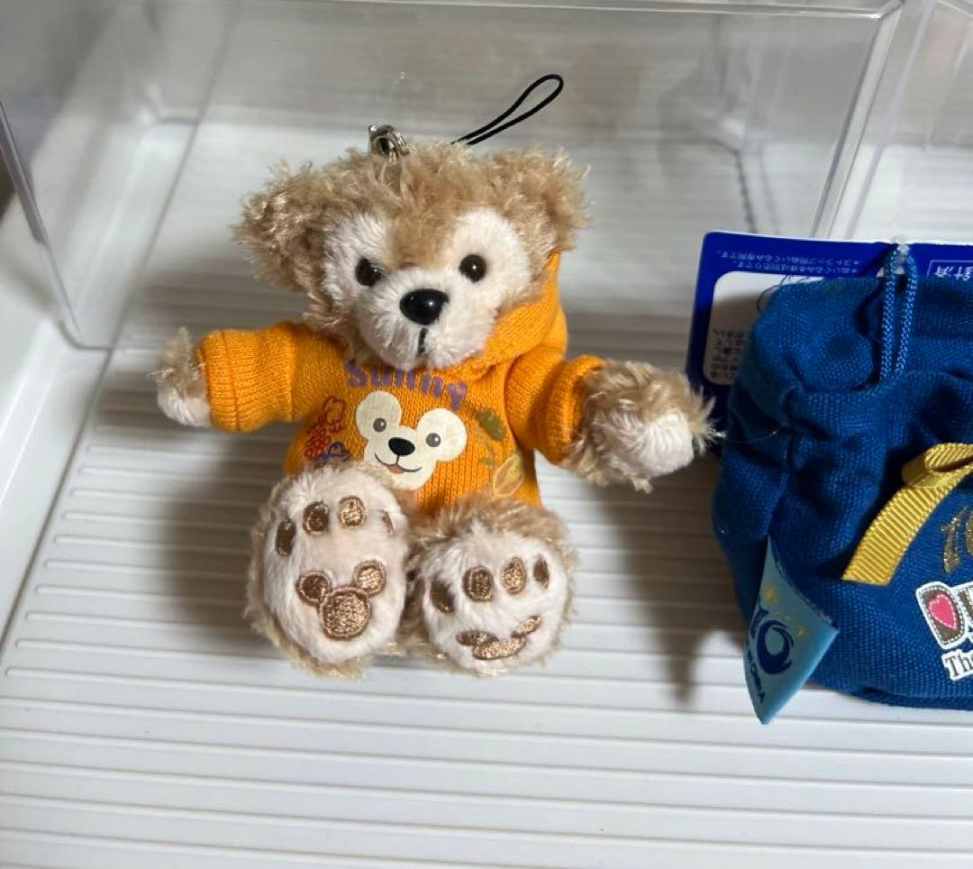 ディズニー、ダッフィー、シェリーメイぬいぐるみバッチ、10周年ストラップチェーン