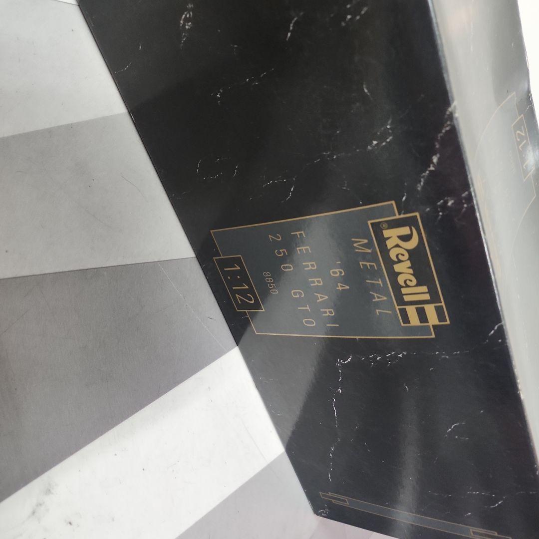 Revell Ferrari 250 GTO 1:12 金属製モデルキット