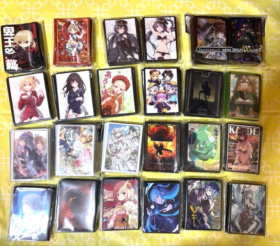 【大量】キャラクタースリーブ&プレイマット まとめ売り　約130個セット