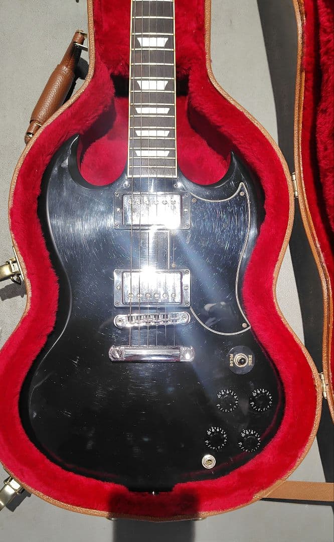 Gibson SG ブラックエレキギター ハードケース付き