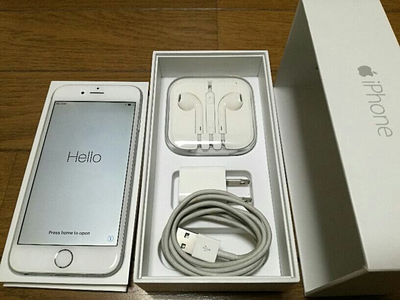 iPhone6 16GB シルバー Apple docomo iPhone 6 16GB シルバー