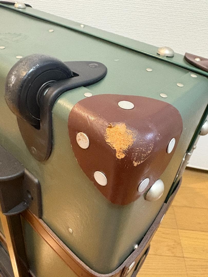 グローブトロッター スーツケース 55cm×40cm×18cm - メルカリ