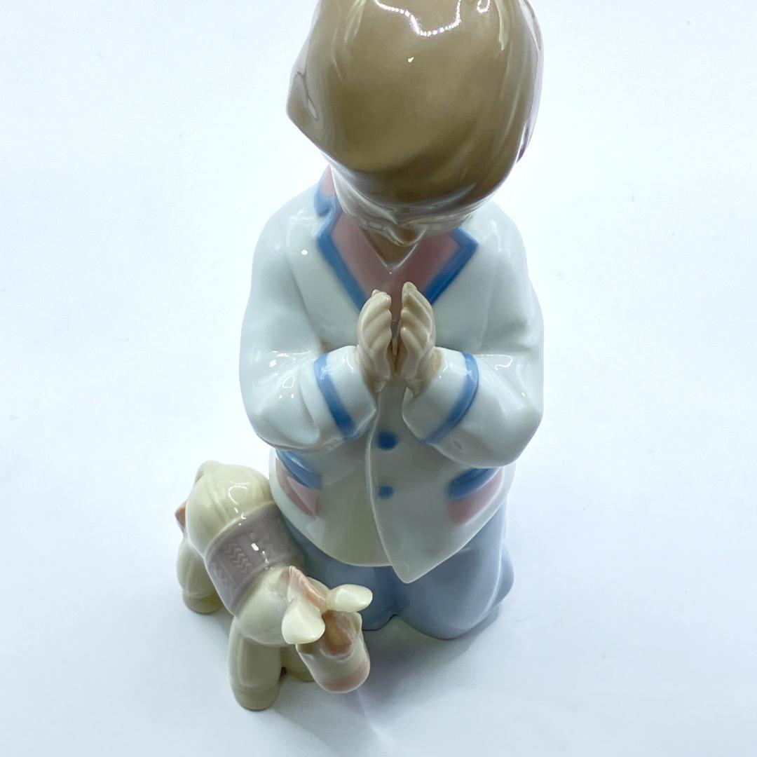リヤドロ 仔馬と祈り 美品 陶器 アート インテリア 彫像 祈りのポーズ
