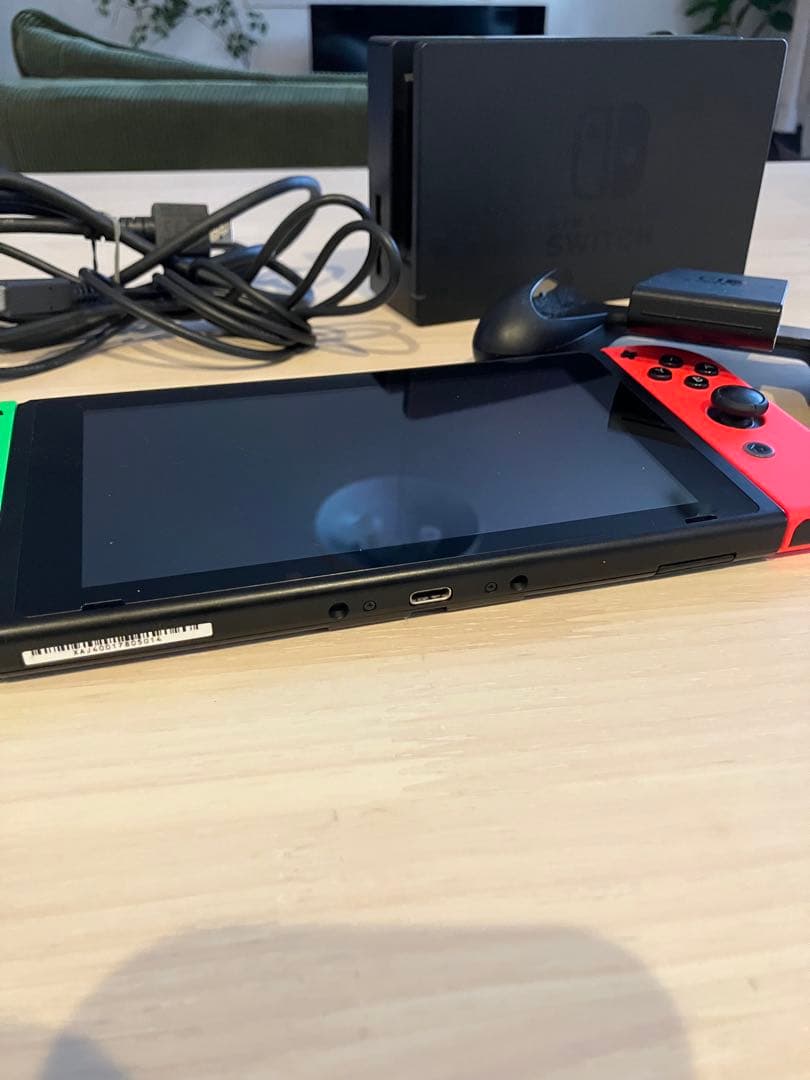 Nintendo Switch 本体 グリーン/レッド