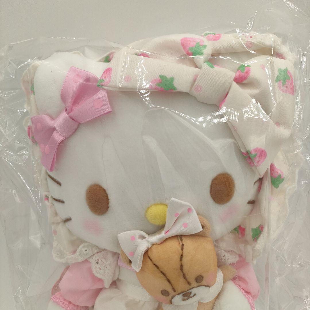 【激レア】キティ✖︎ストロベリーショートケーキ　ぬいぐるみ　イチゴ　サンリオ