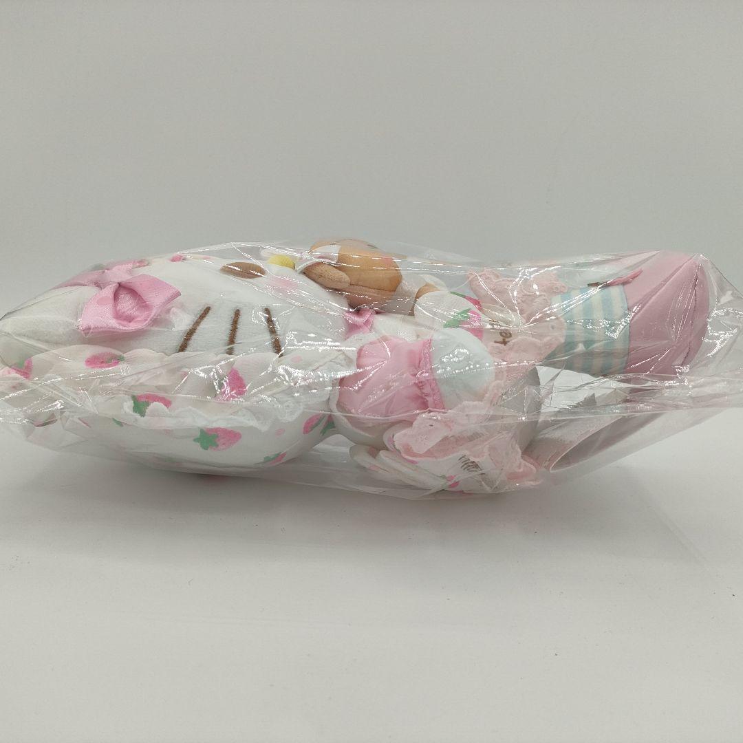 【激レア】キティ✖︎ストロベリーショートケーキ　ぬいぐるみ　イチゴ　サンリオ